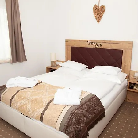 Familienhotel Berger 호텔 3*